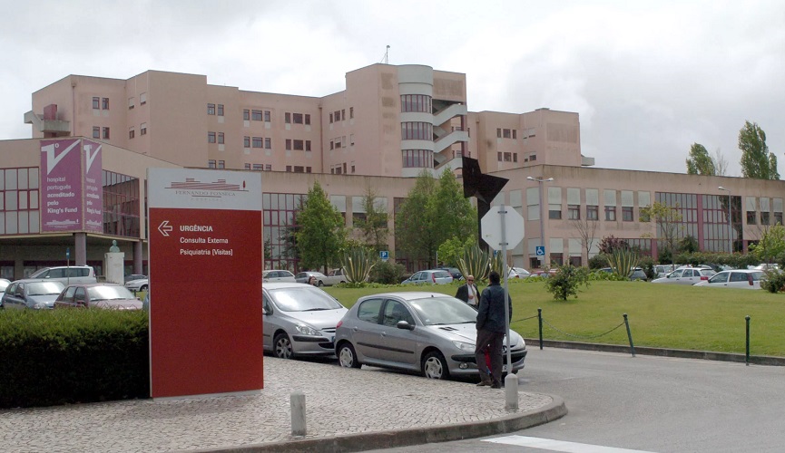 Hospital Fernando Fonseca forçado a pagar correctamente aos médicos Hospital Fernando Fonseca forçado a pagar correctamente aos médicos